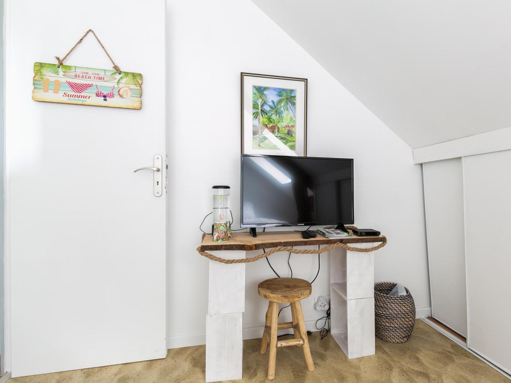Bed and Breakfast Les Rayonnantes La Roche-Maurice Exterior foto